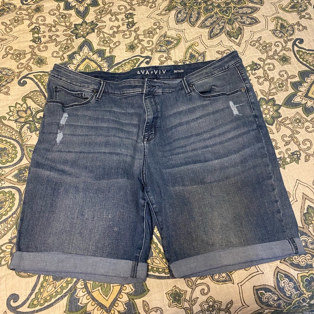 Ava & Viv Bermuda Jean Shorts